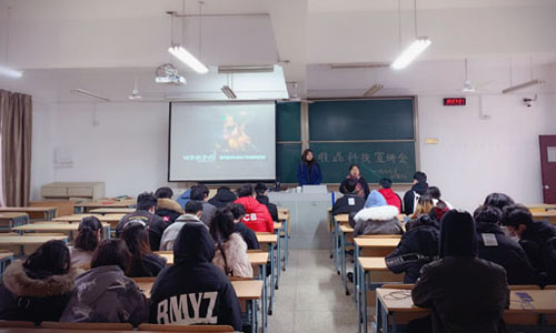 唯晶科技宣讲会2.jpg 唯晶科技宣讲会2.jpg