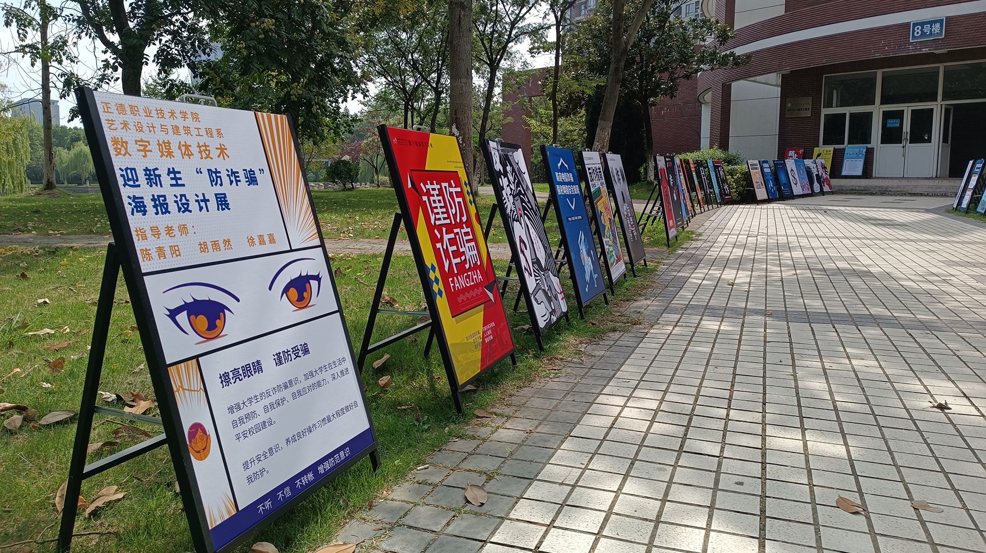 封面.jpg 封面.jpg