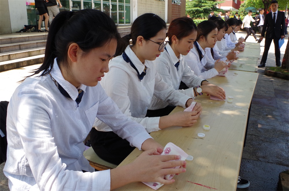 图三 点钞技能展示.JPG